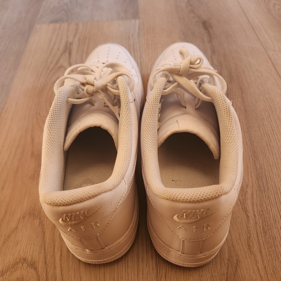 Nike Air Force 1 All White – Great Condition – Ships Fast - Picture 4 of 7